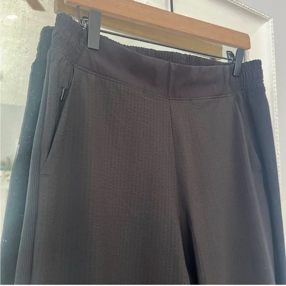 Athleta Textured Brooklyn Joggers - Picture 5 of 12